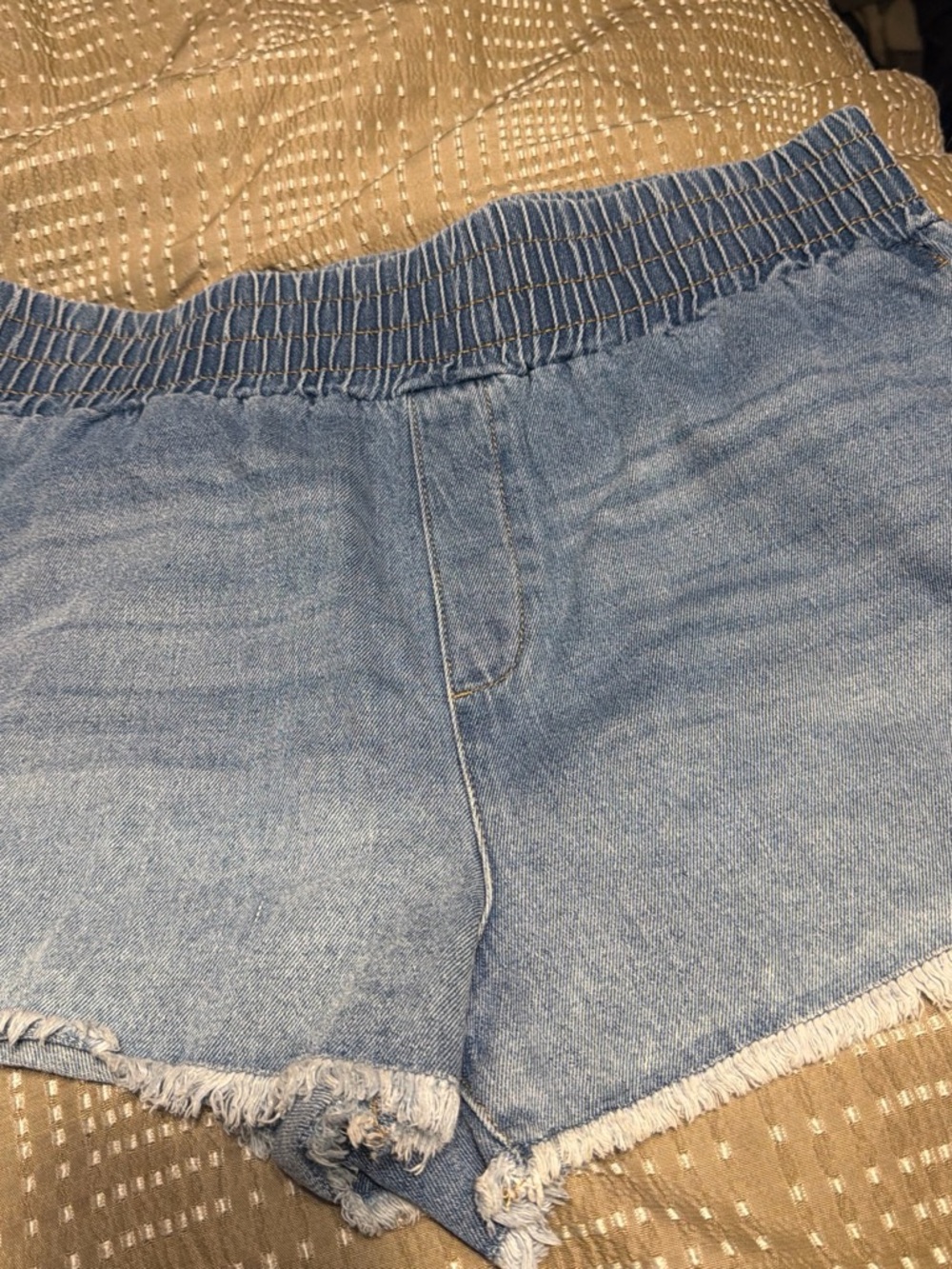 No Boundaries Light Blue Elastic Waist Denim Shorts with Frayed Hem